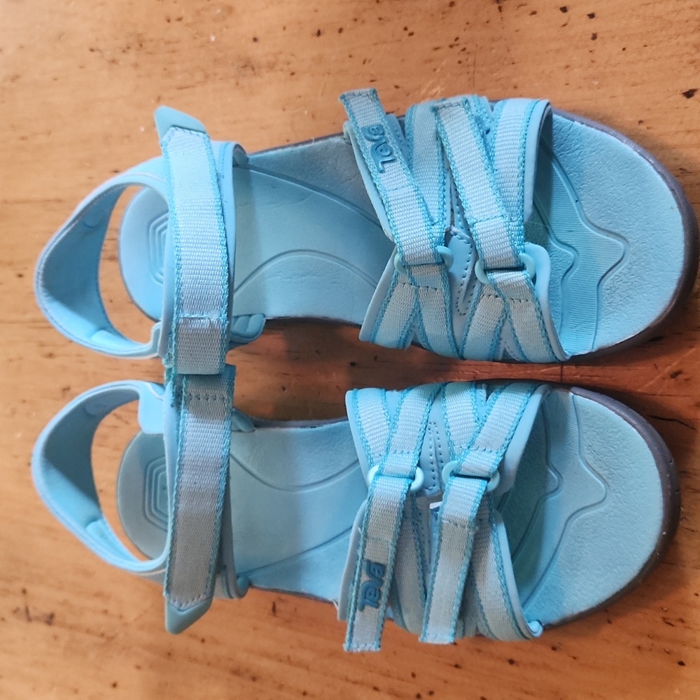 Teva Tirra Sport Sandals, unisex,  size youth 5 - Picture 4 of 9